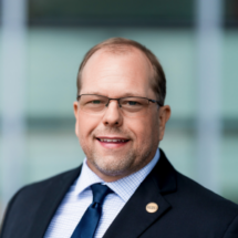 Headshot of Larry Finley